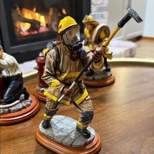 Vubtage Red Hats of Courage Firefighter Figurine – Limited Edition #2/2142